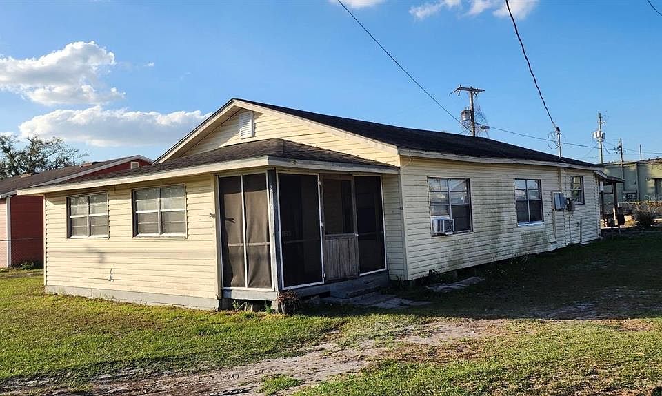 1st image of 2106 W GRANFIELD AVENUE