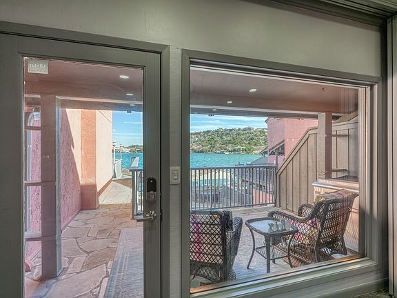 5th image of 521 Horseshoe Bay North Blvd