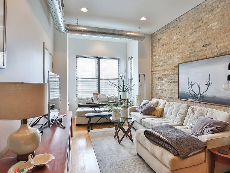 651 N Wolcott Ave #3N — Photo 3