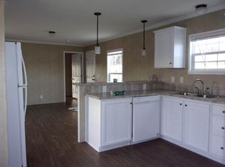 201 E Waits Rd #68, Kendallville, IN 46755