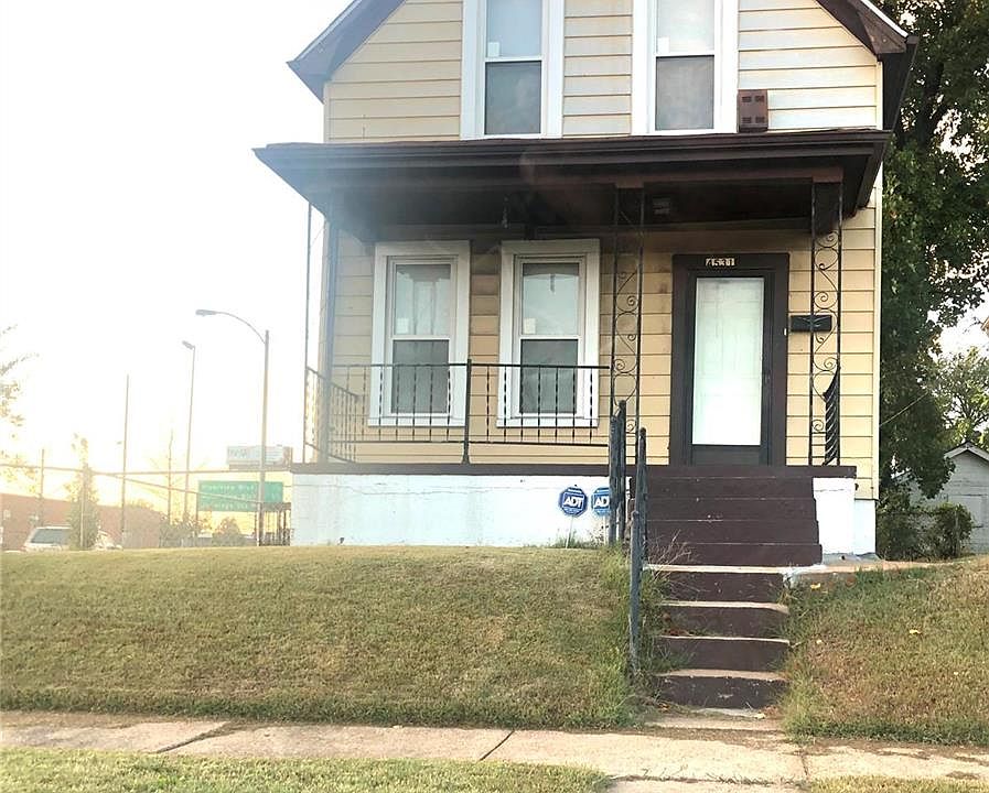 1st image of 4531 Genevieve Ave