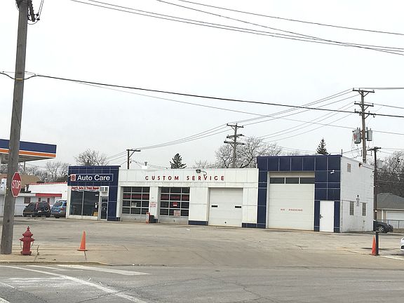 2nd image of 6229 Ogden Ave