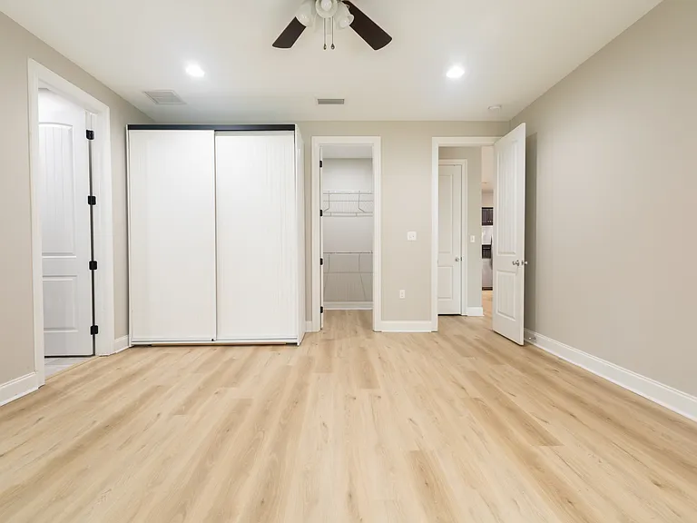 557 Valparaiso Pkwy — Photo 14