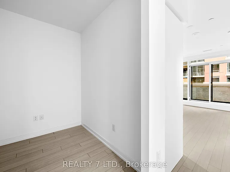 4010 Eglinton Ave W #708 — Photo 11