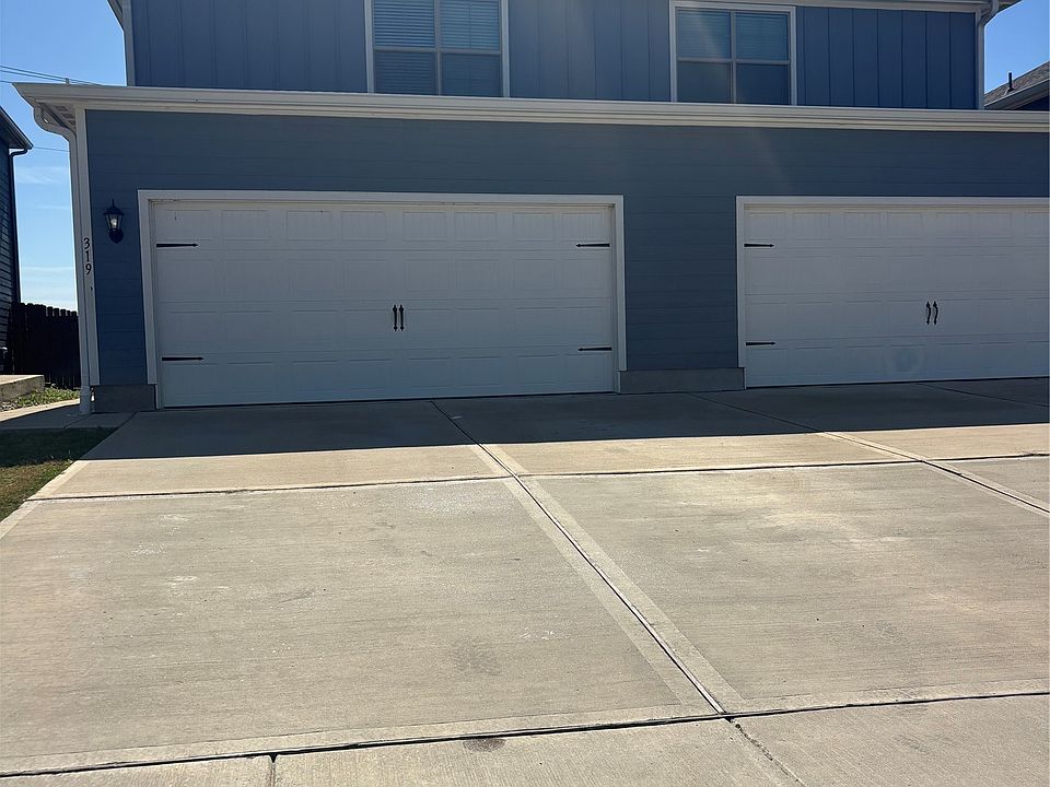 1st image of 319 Stone Ct