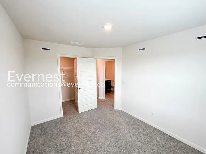 5342 Bellflower Hls — Photo 11