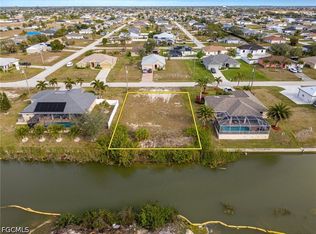 1720 NW 2nd Ter, Cape Coral, FL 33993