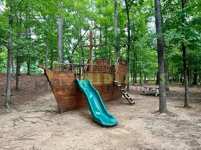 612 Calypso Ct — Photo 35