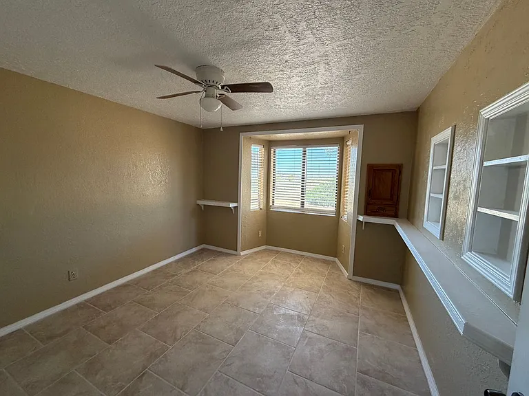 9564 Hondo Rd — Photo 3