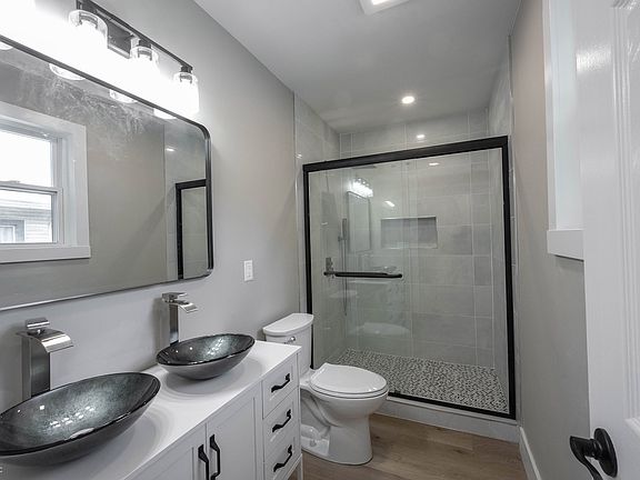 5th image of 2934 Boulevard Pl
