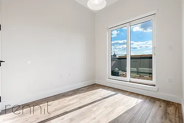 Rented by Rennit Inc.