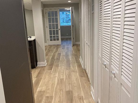 4th image of 2621 W Walton St #G