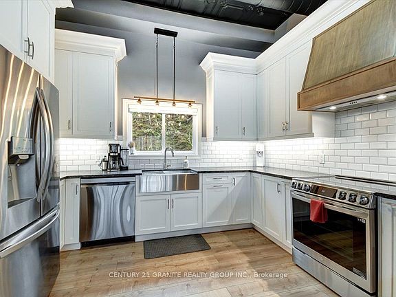 3rd image of 245 Cedar Ridge Trl