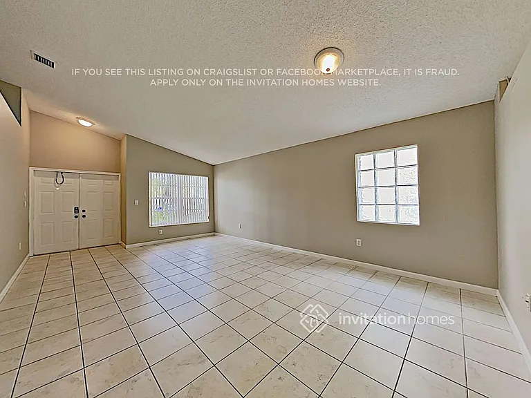 444 SW 205th Ave — Photo 4