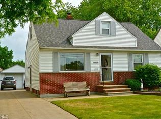30632 Clarmont Rd, Willowick, OH 44095