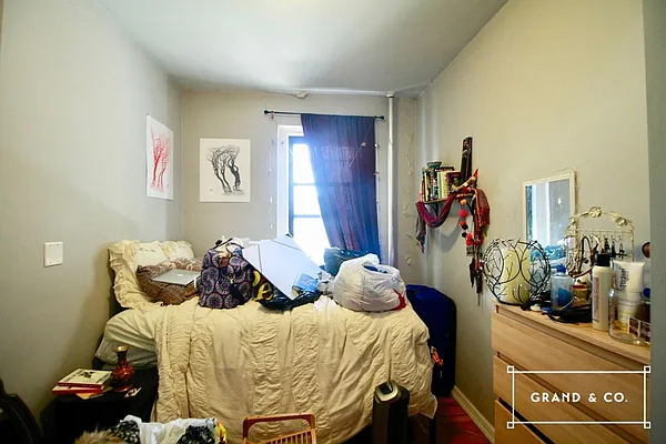 Rented by Grand & Co. | media 10