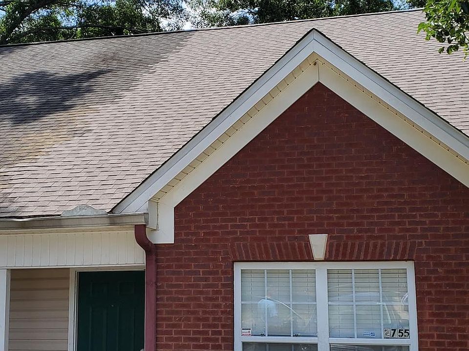 Front of the townhouse