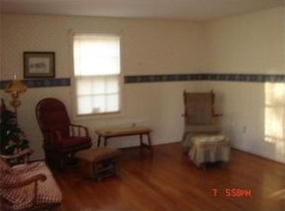 227 Rounds St, New Bedford, MA 02740