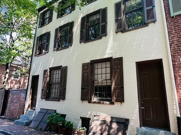 303 S American St, Philadelphia, PA 19106