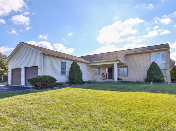 3342 Levans Rd N, Coplay, PA 18037