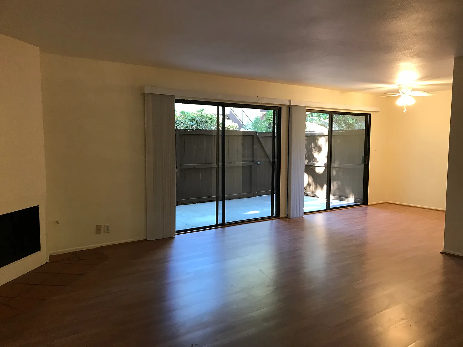 2 bed, 1000 sqft, $2,800 — Photo 1