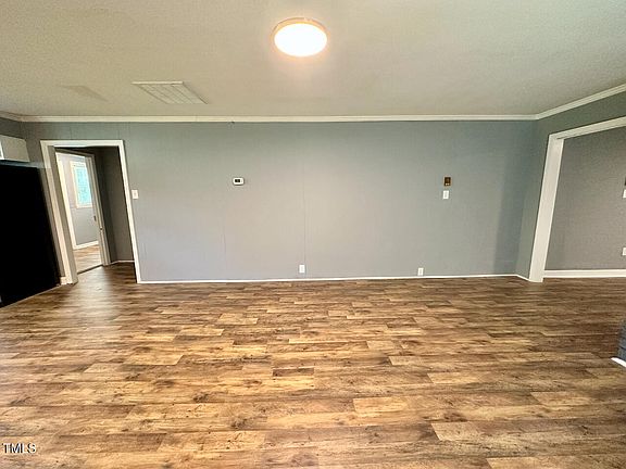 4th image of 504 W Anderson St #B