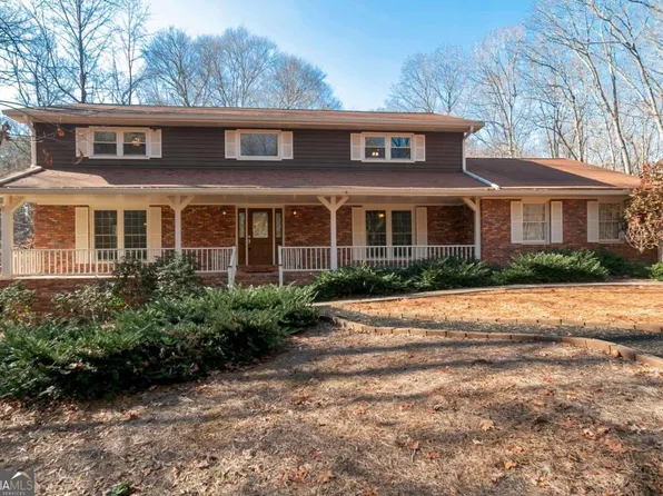 320 Buckingham Dr SW, Conyers, GA 30094