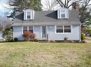 13 Raffia Rd, Enfield, CT 06082