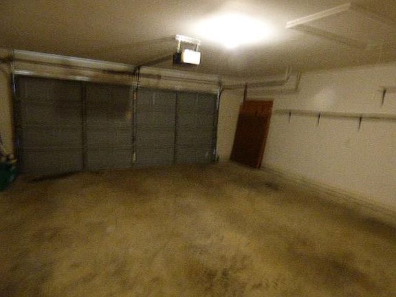 2nd image of 4001 Oak Forest Dr