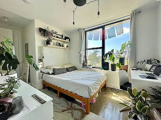 Rented by Doorway NYC, LLC | media 3