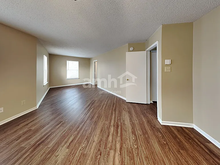 11 Lowell Ct — Photo 10