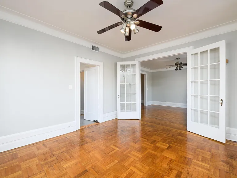 25 Trinity Pl #403 — Photo 10