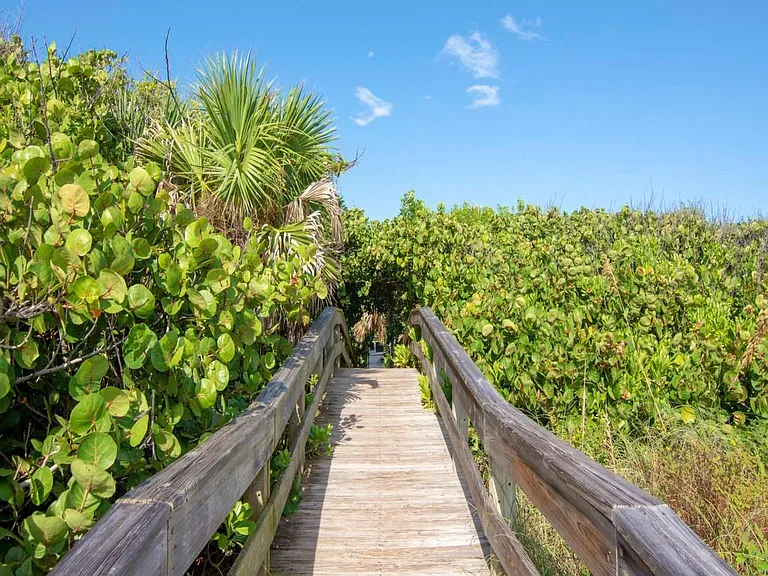 5100 Highway A1A #71H — Photo 34