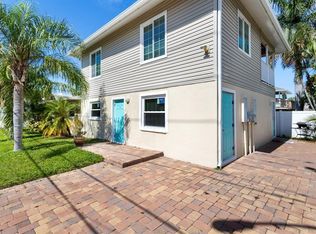 14909 1st St E, Madeira Beach, FL 33708