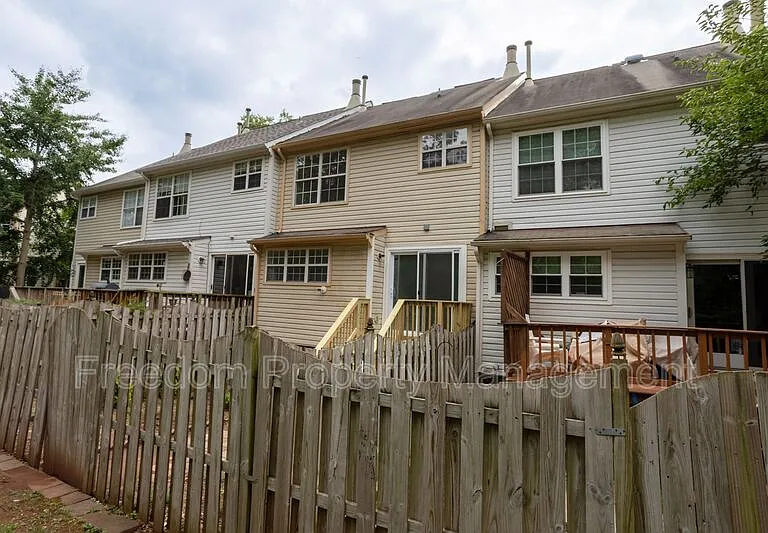 8644 Sanderling Dr — Photo 4