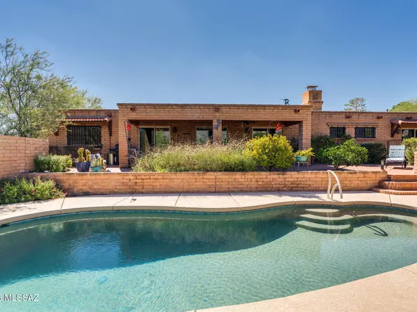 8451 E Tourmaline Dr, Tucson, AZ 85750