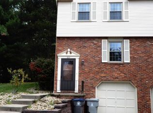 221 Scott Ln, Venetia, PA 15367