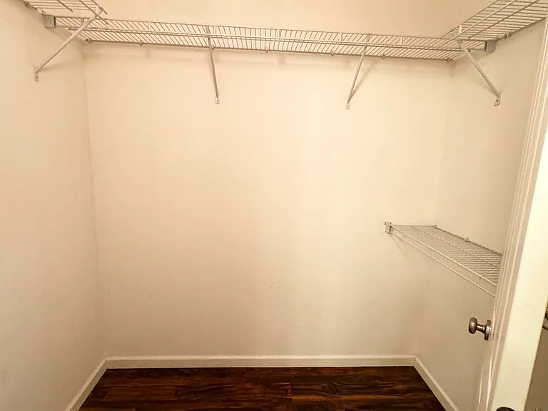 709 Dante Cir — Photo 9