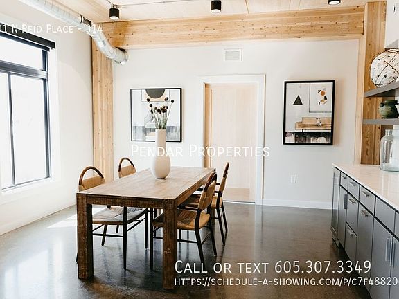 4th image of 310 N Reid St #314