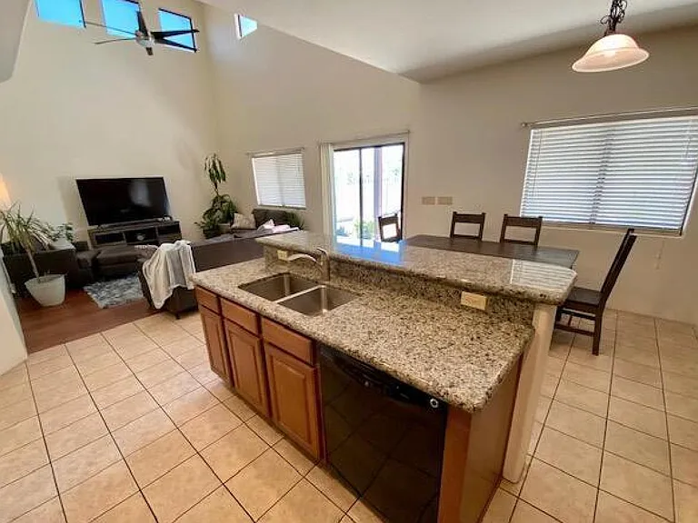 853 W Calle Estrella De Noche — Photo 18