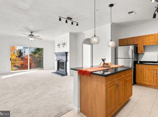 12933 Centre Park Cir APT 301, Herndon, VA 20171