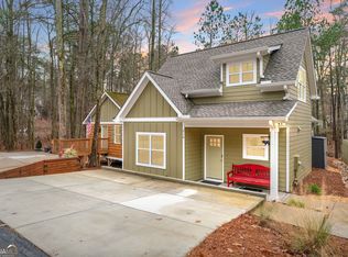 210 Hillside Dr, Waleska, GA 30183