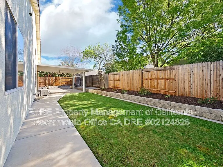 1732 Bamboo St — Photo 26