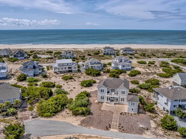 10 Mourning Warbler Trail, Bald Head Island, NC 28461