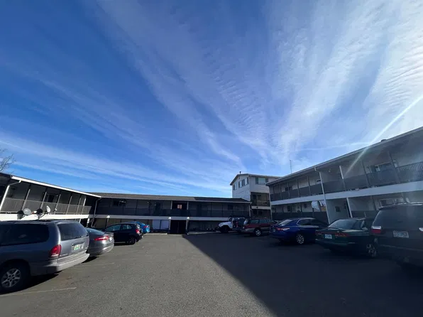 La Grande Terrace Apts, 611 12th St APT G, La Grande, OR 97850
