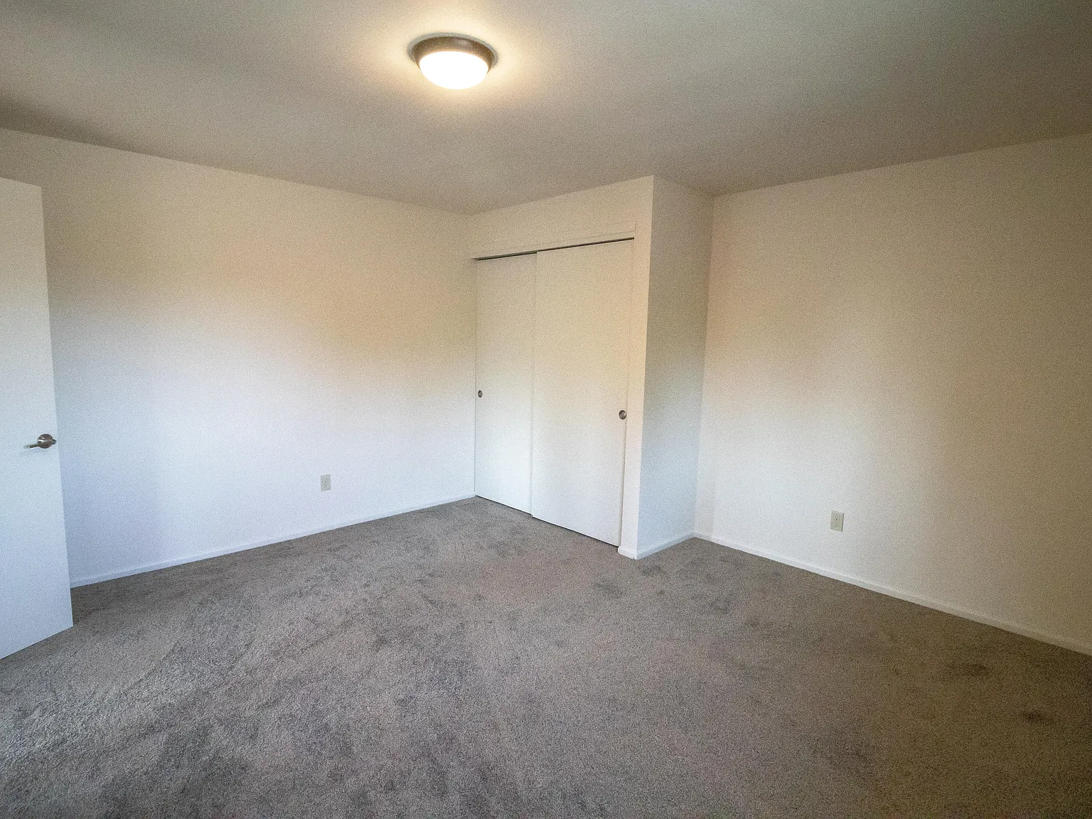 1 bed, 1.0 bath, 570 sqft, $1,400 — Photo 4