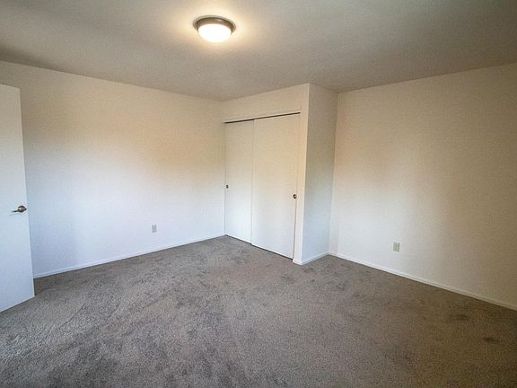 4th image of 617 Cherry St #204