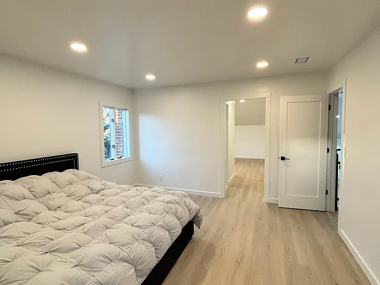 791 Longview Ave — Photo 20