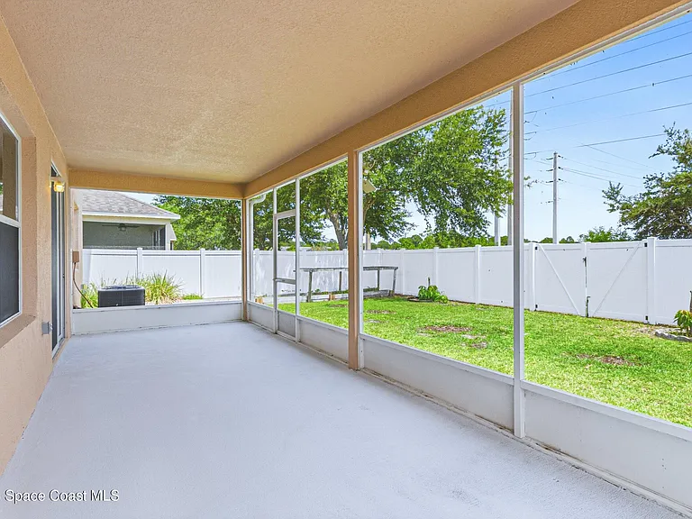 3747 Mount Carmel Ln — Photo 22