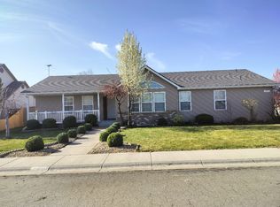 109 NE Lightning St, Mountain Home, ID 83647
